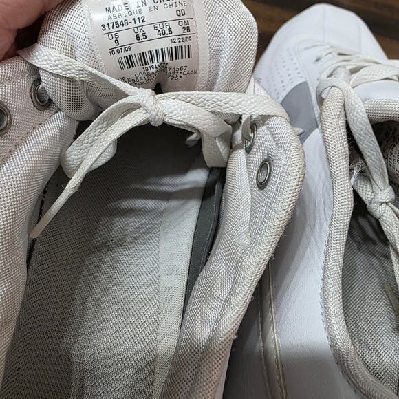 Nike Shox Deliver Women's 9 White/Silver/Grey Leather Running/Casual Shoes - Picture 6 of 6